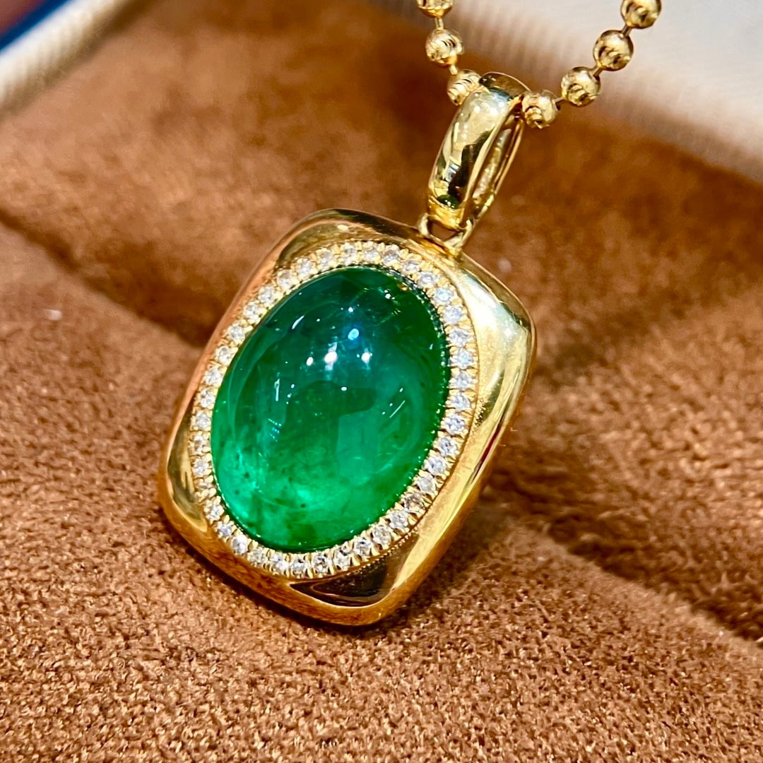 14k Gold 4.38 Ctw Vivid Green Natural Emerald & Diamond Pendant( Without Chain ) - 3