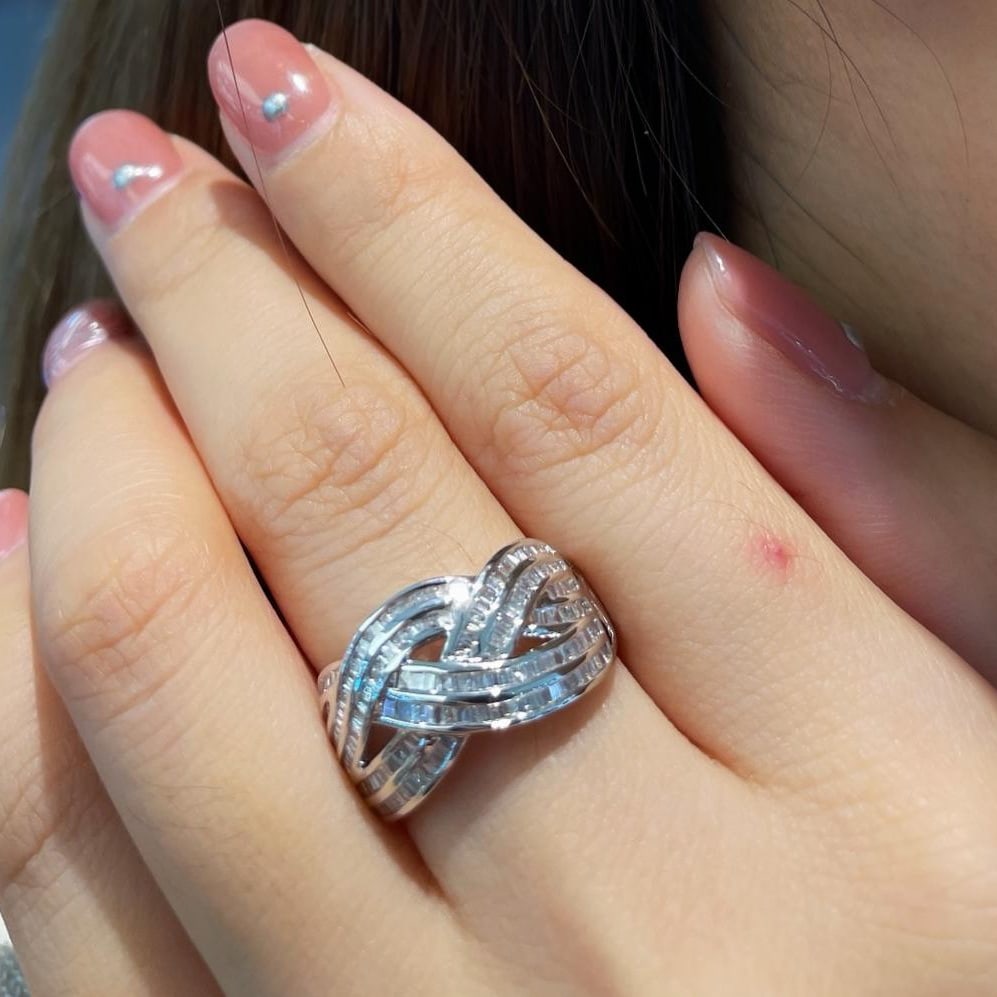 14k Gold 0.65 Ct Natural H Diamond Ring - 6