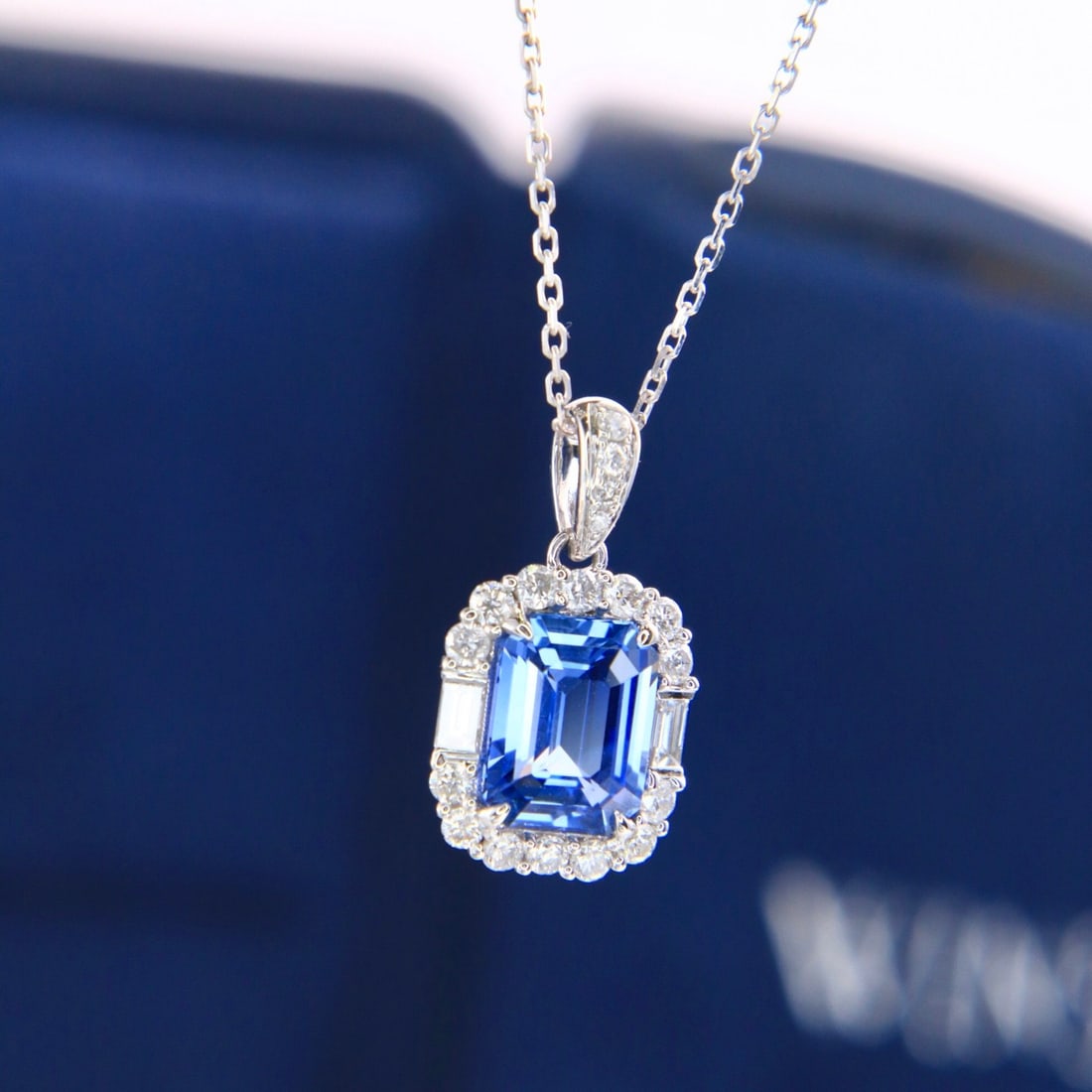 14k Gold 1.88 Ctw Natural Sapphire & Diamond Necklace - 3