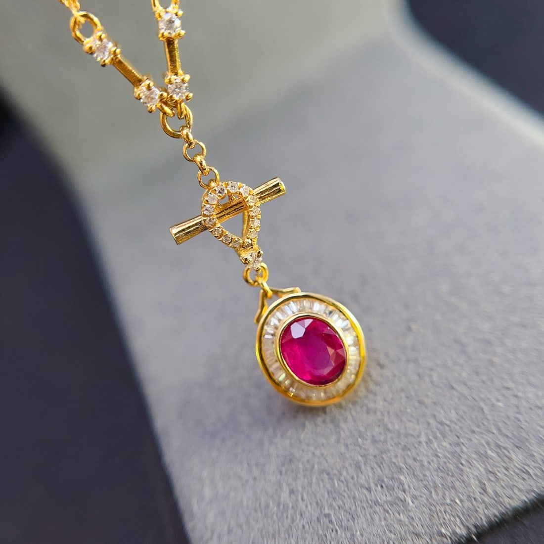 14k Gold 0.60 Ct Natural Ruby & Diamond Necklace - 3