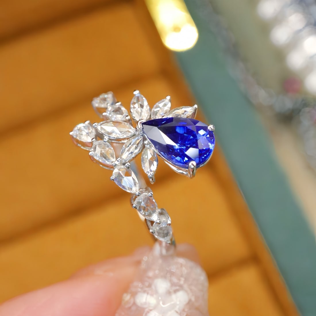 14k Gold 1.74 Ctw Natural Sapphire & Diamond Ring - 3