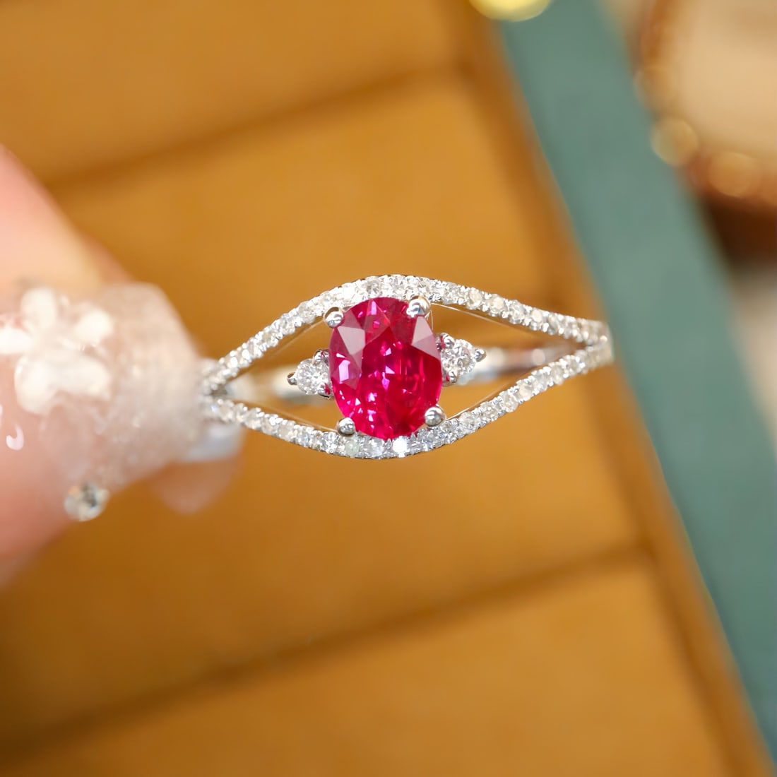 14k Gold 0.82 Ctw Natural Ruby & Diamond Ring: Ref:231116400 // gold content:14k gold // ring size:7. 25us // // main gemstone:ruby // shape:oval // carat weight:0. 63ct // color:red // treatment:natural // // adjacent gemstone 2 : diamond //