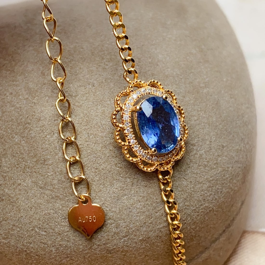 14k Gold 1.20 Ct Natural Sapphire & Diamond Bracelet - 2