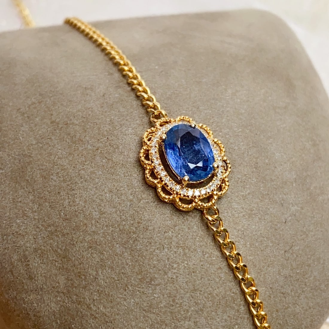 14k Gold 1.20 Ct Natural Sapphire & Diamond Bracelet - 3