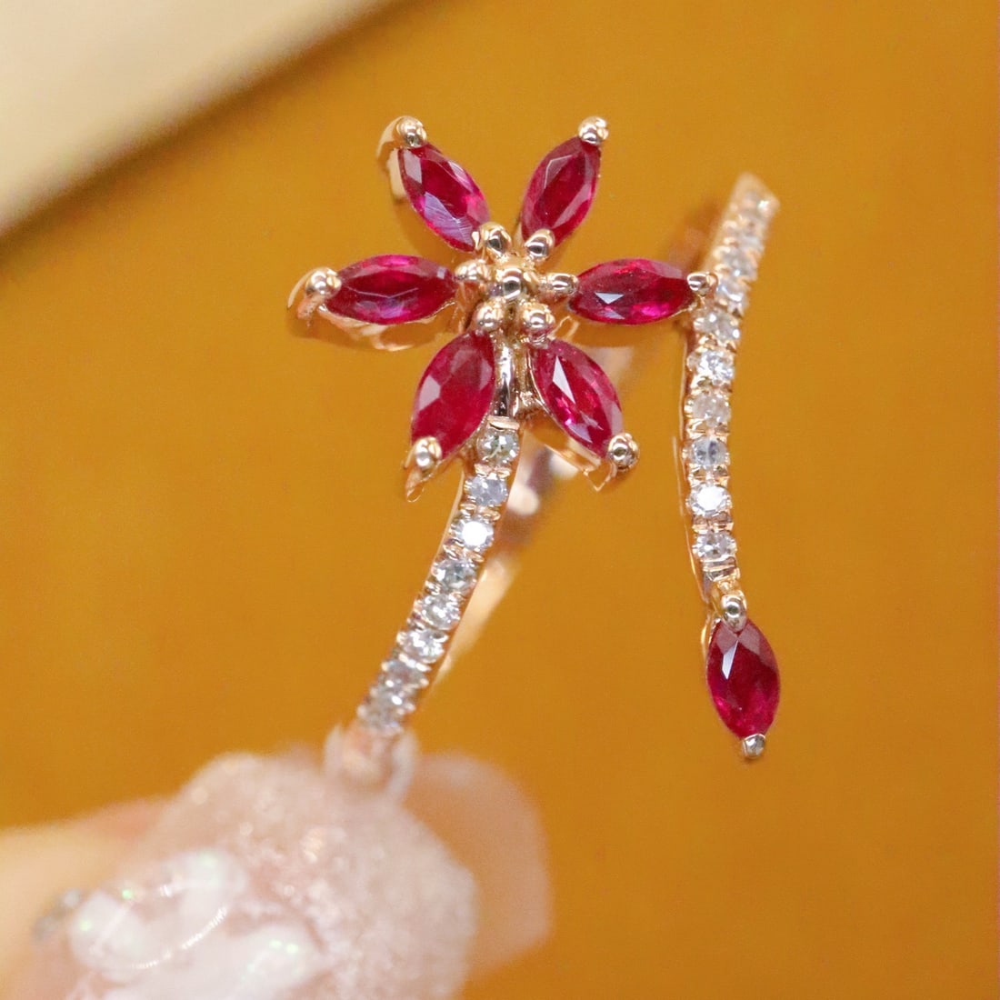 14k Gold 0.34 Ctw Natural Ruby & Diamond Ring - 3