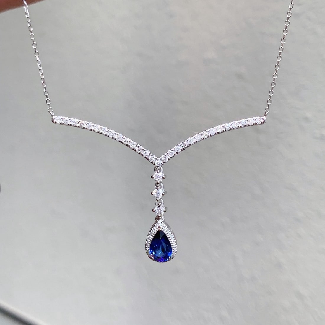 14k Gold 1.84 Ctw Natural Sapphire & Diamond Necklace - 5