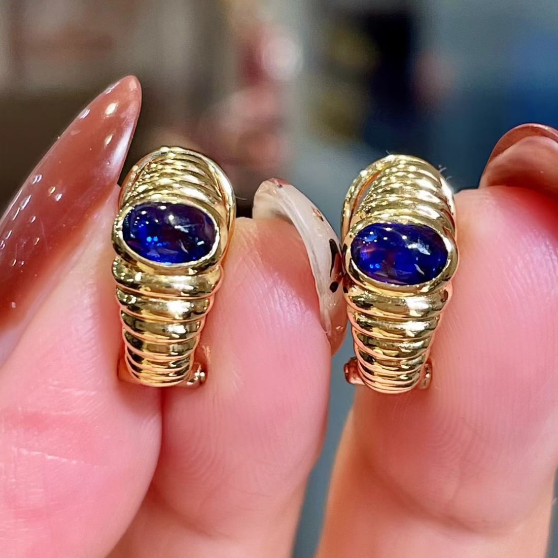 14k Gold 1.27 Ct Natural Sapphire Earrings (1 of 5)