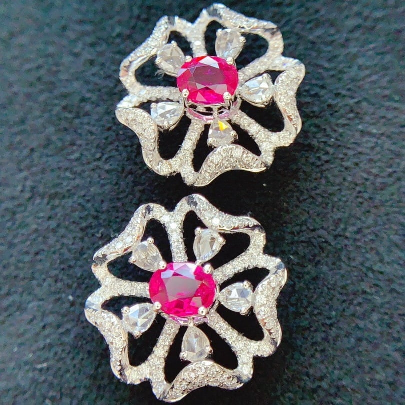 14k Gold 1.85 Ctw Natural Ruby & Diamond Earrings - 3