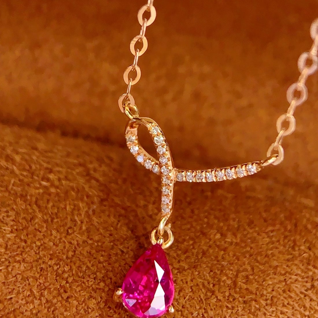 14k Gold 0.8 Ct Natural Ruby & Diamond Necklace - 3