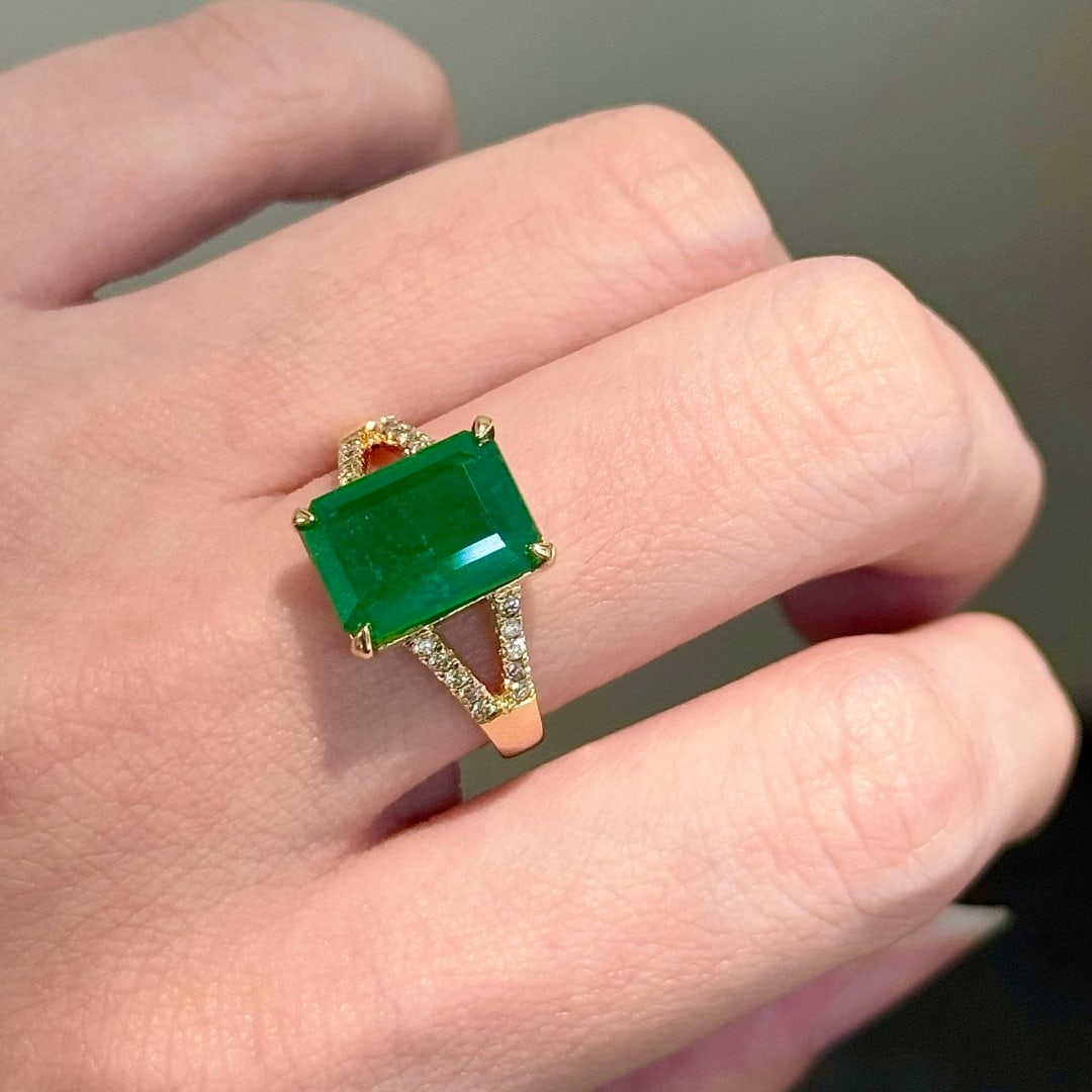 14k Gold 3.97 Ctw Vivid Green Natural Emerald & Diamond Ring - 7