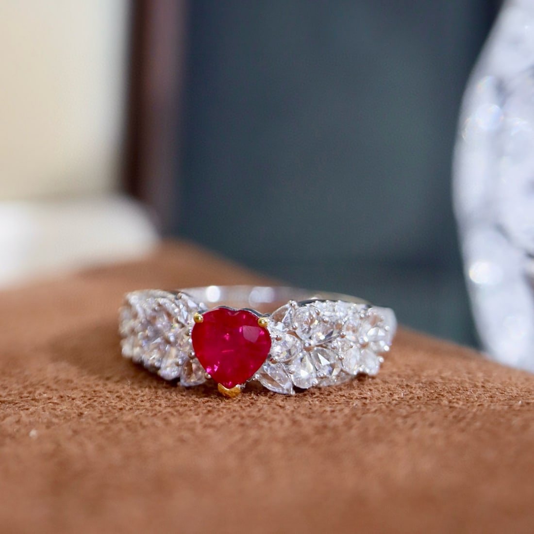 14k Gold 1.14 Ctw Natural Ruby & Diamond Ring - 7