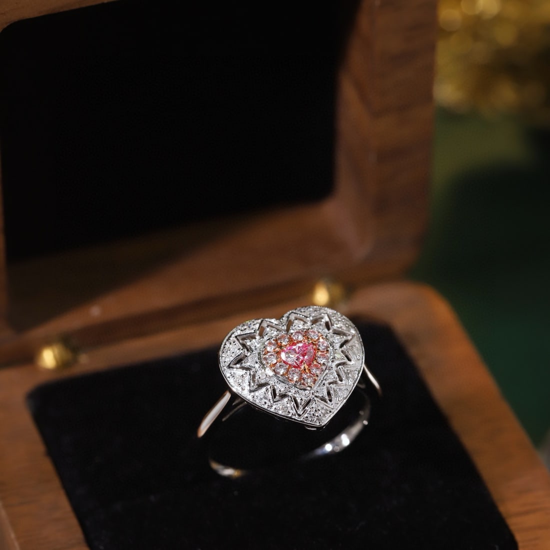 14k Gold 0.50 Ctw Natural Pink Diamond & Diamond Ring - 7