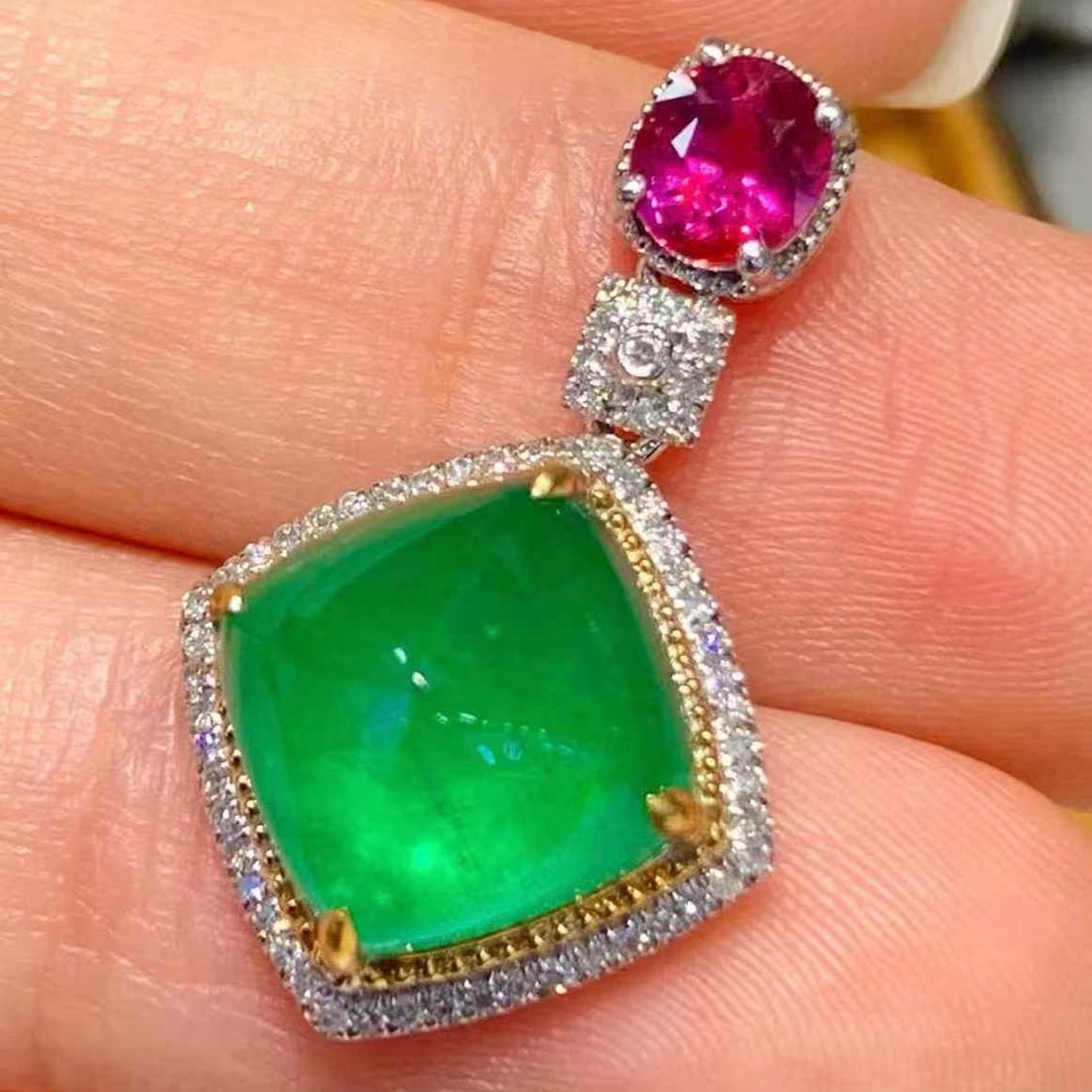 14k Gold 4.6 Ctw Natural Emerald & Ruby Pendant( Without Chain ) - 2
