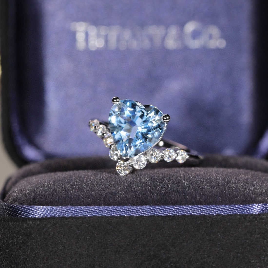 14k Gold 2.38 Ct Natural Aquamarine & Diamond Ring - 6