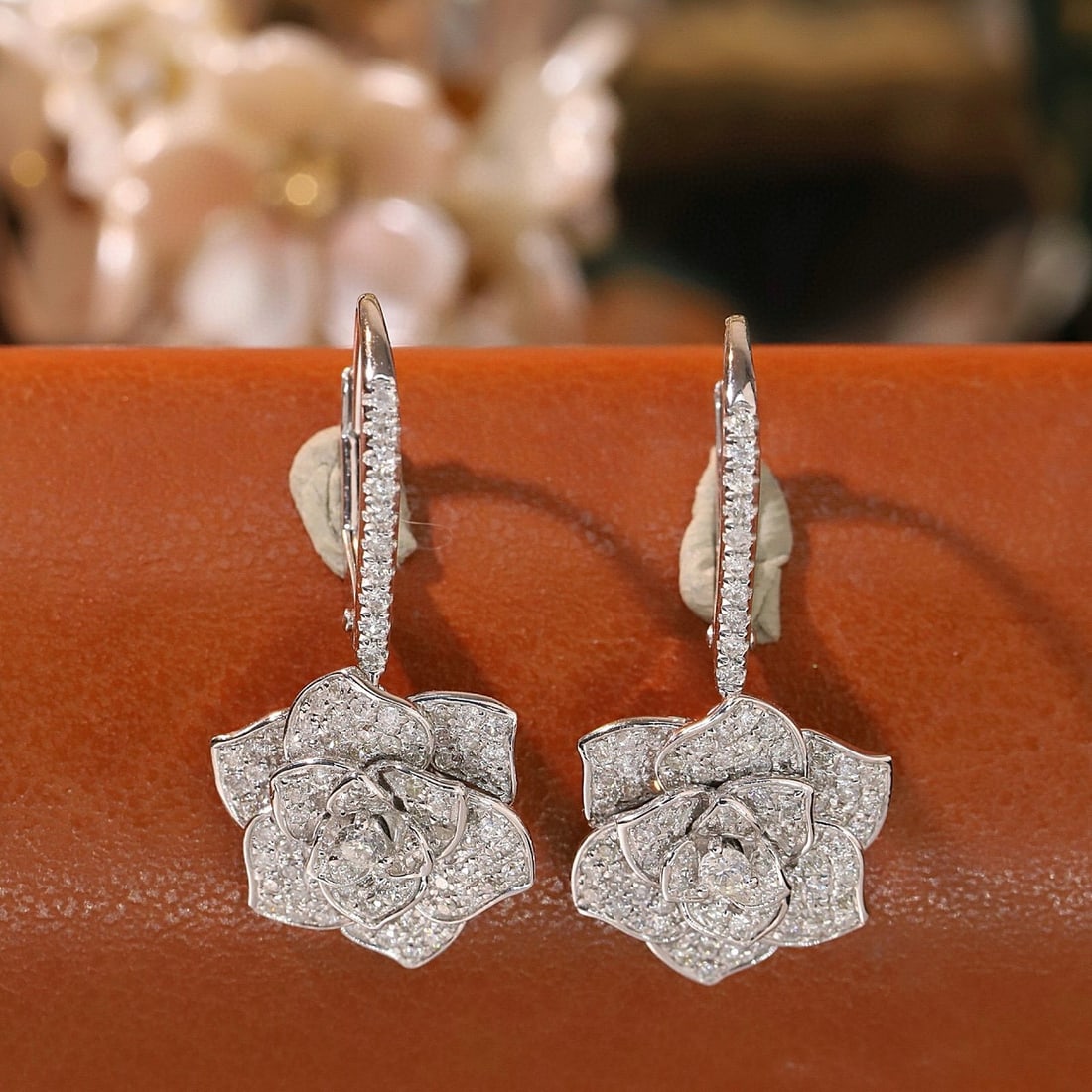 14k Gold 0.8 Ct Natural H Diamond & Flowers Earrings - 7