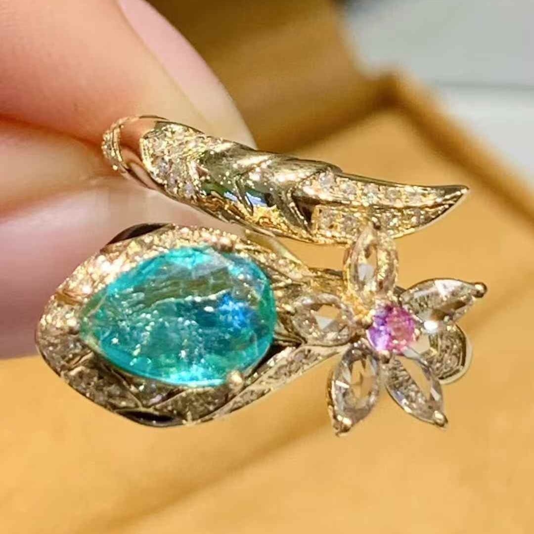 14k Gold 0.7 Ct Natural Paraiba Tourmaline & Diamond Ring - 3