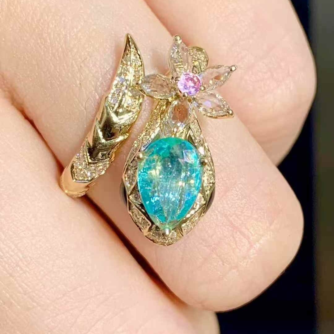 14k Gold 0.7 Ct Natural Paraiba Tourmaline & Diamond Ring - 4