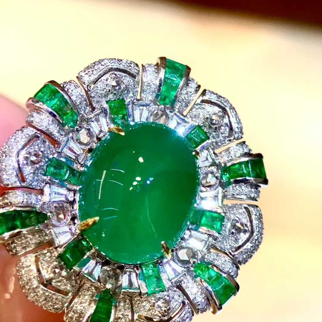 14k Gold 8.05 Ct Natural Emerald & Diamond Ring - 5