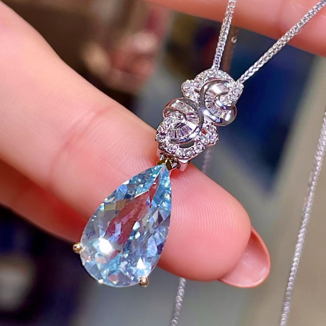 14k Gold 3.95 Ctw Natural Aquamarine & Diamond Pendant( Without Chain ) - 3