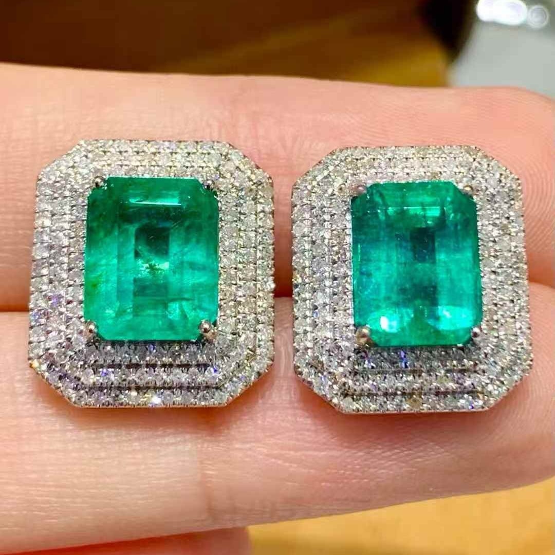 14k Gold 5.3 Ct Natural Emerald & Diamond Earrings - 2
