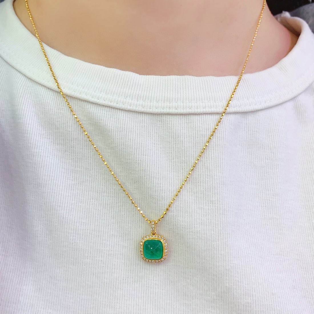 14k Gold 2.3 Ct Natural Emerald & Diamond Pendant( Without Chain ) - 5