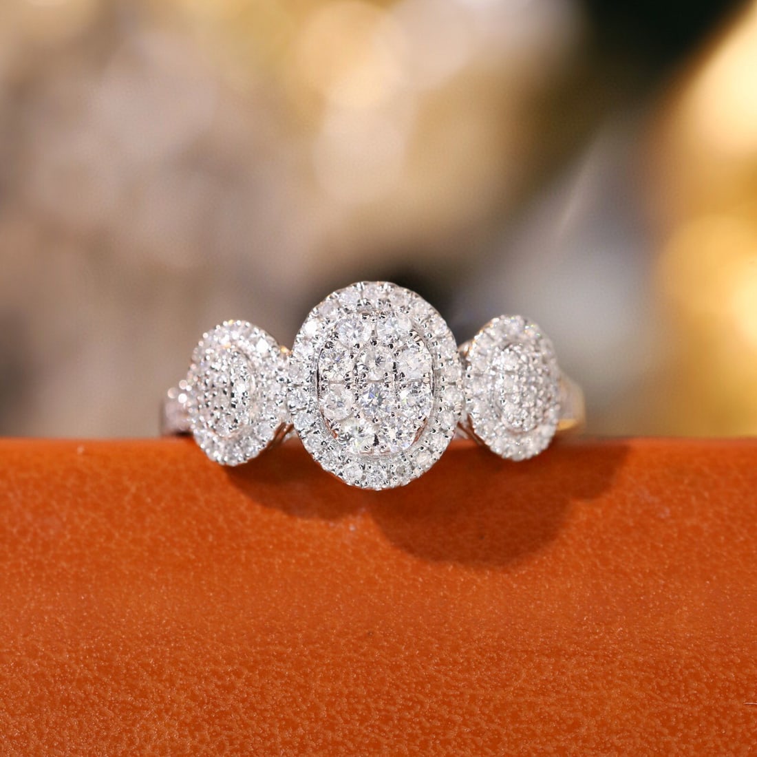 14k Gold 0.55 Ct Natural H Diamond Ring: Ref:231107248 // gold content:14k gold // ring size:7. 25us // // main gemstone:diamond // shape:round // carat weight:0. 55ct // clarity grade:vs-si // color:h // treatment:natural // cut grade:g