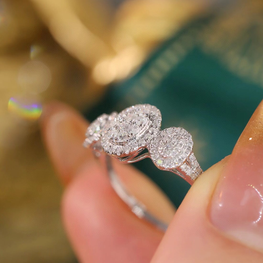 14k Gold 0.55 Ct Natural H Diamond Ring - 6