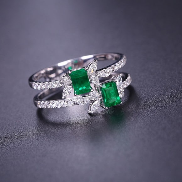 14k Gold 1.06 Ctw Vivid Green Natural Emerald & Diamond Ring - 4