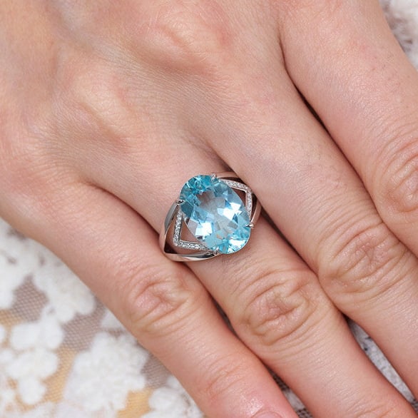 14k Gold 5.0 Ct Natural Aquamarine & Diamond Ring - 9