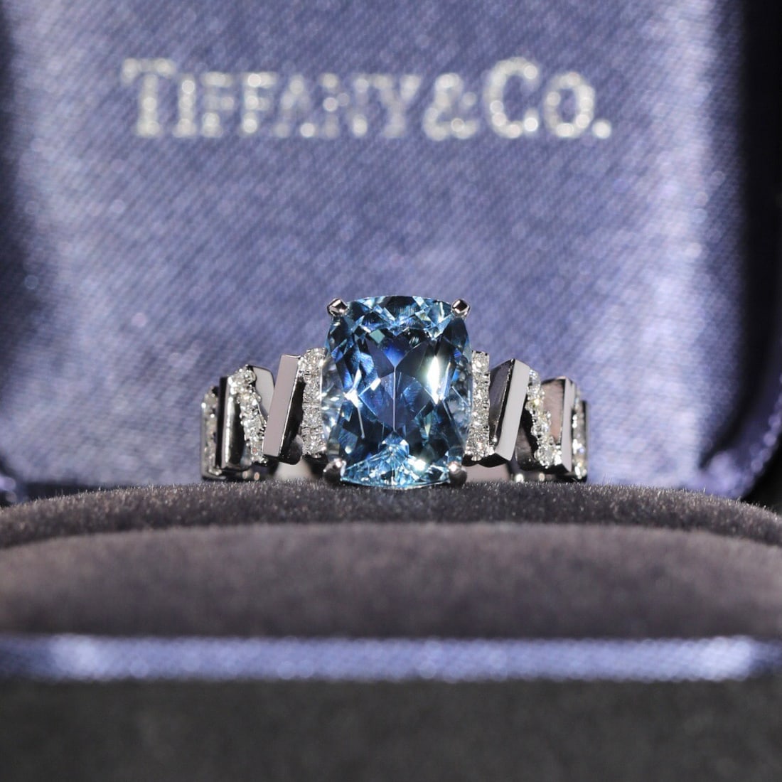 14k Gold 2.32 Ct Natural Aquamarine & Diamond Ring - 2