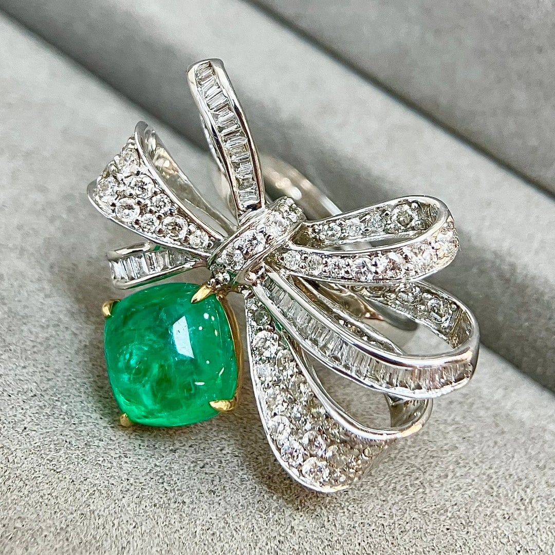 14k Gold 3.56 Ctw Vivid Green Natural Emerald & Diamond Ring - 4