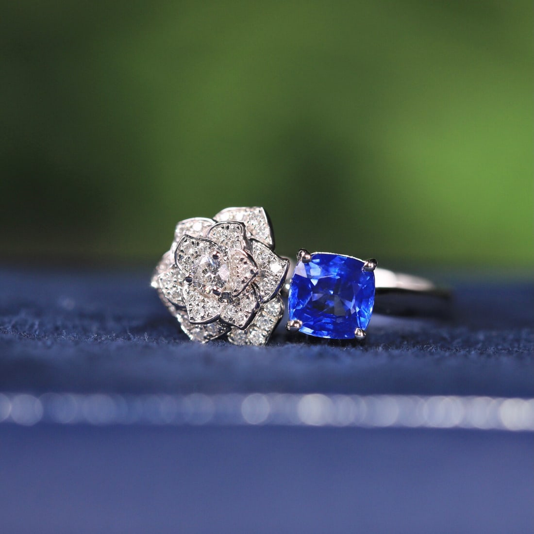 14k Gold 1.03 Ct Natural Sapphire & Diamond & Flowers Ring - 7