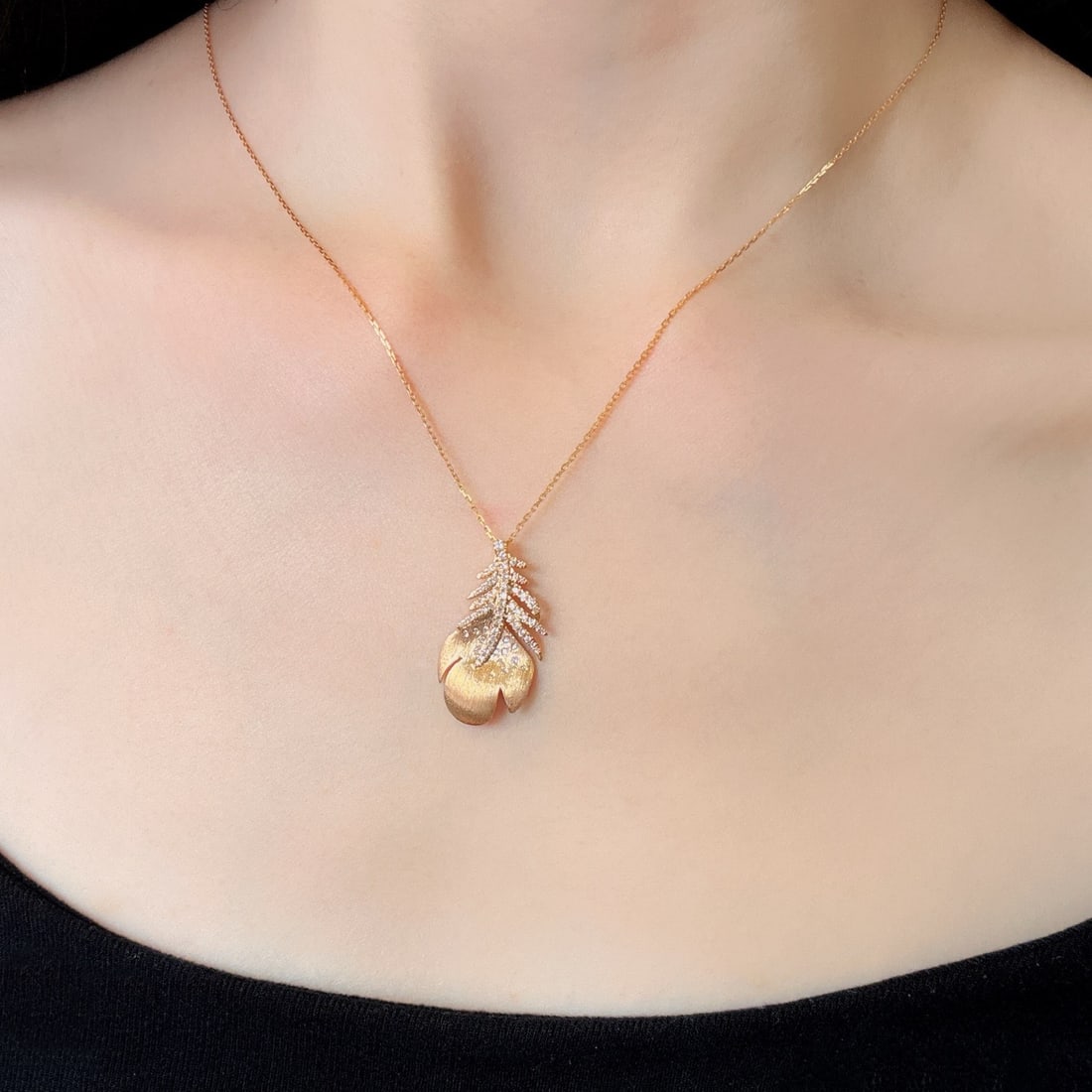 14k Gold 0.42 Ct Natural H Diamond Pendant( Without Chain ) - 4