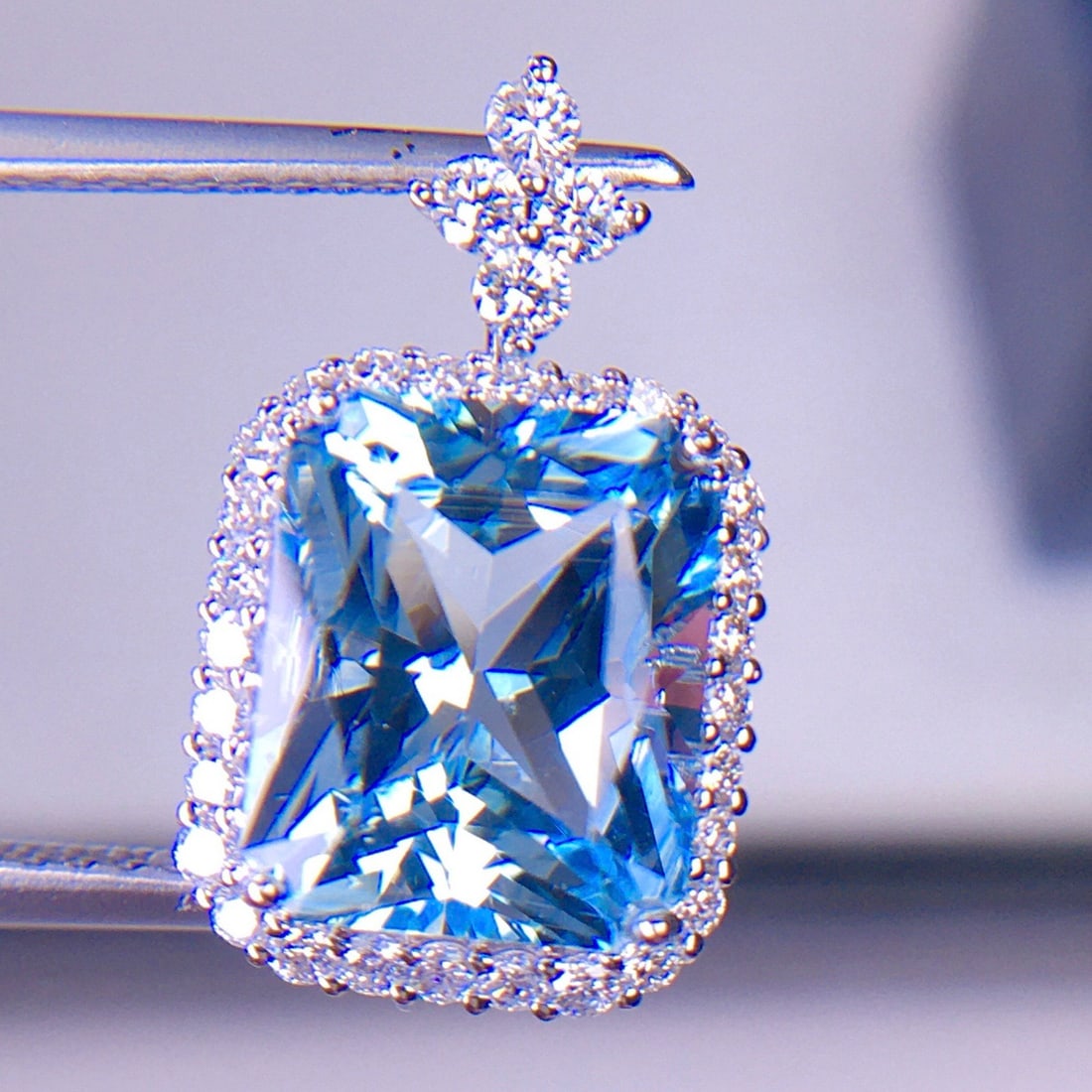 14k Gold 3.82 Ct Natural Aquamarine & Diamond Pendant( Without Chain ) - 2