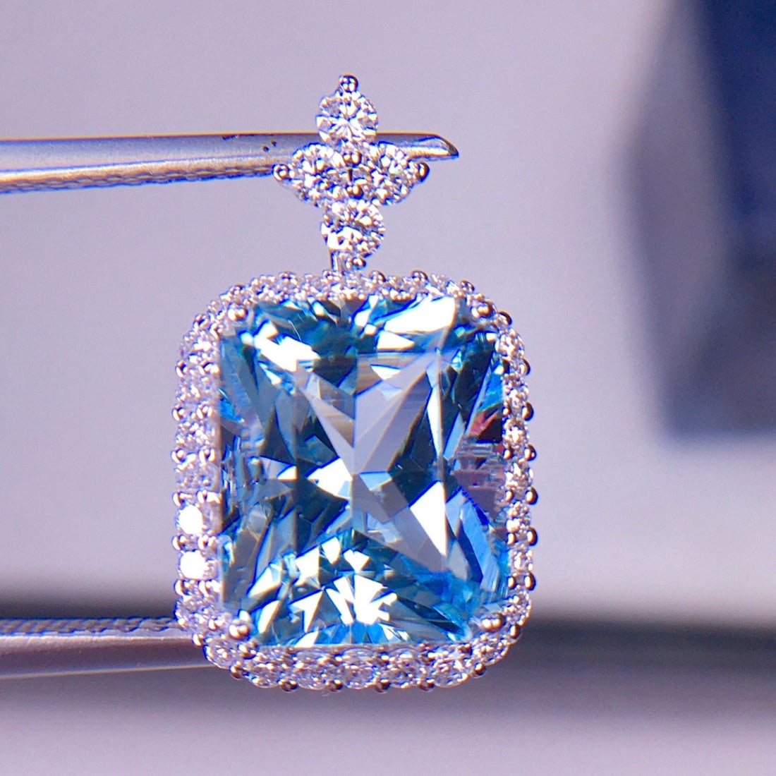 14k Gold 3.82 Ct Natural Aquamarine & Diamond Pendant( Without Chain ) - 5