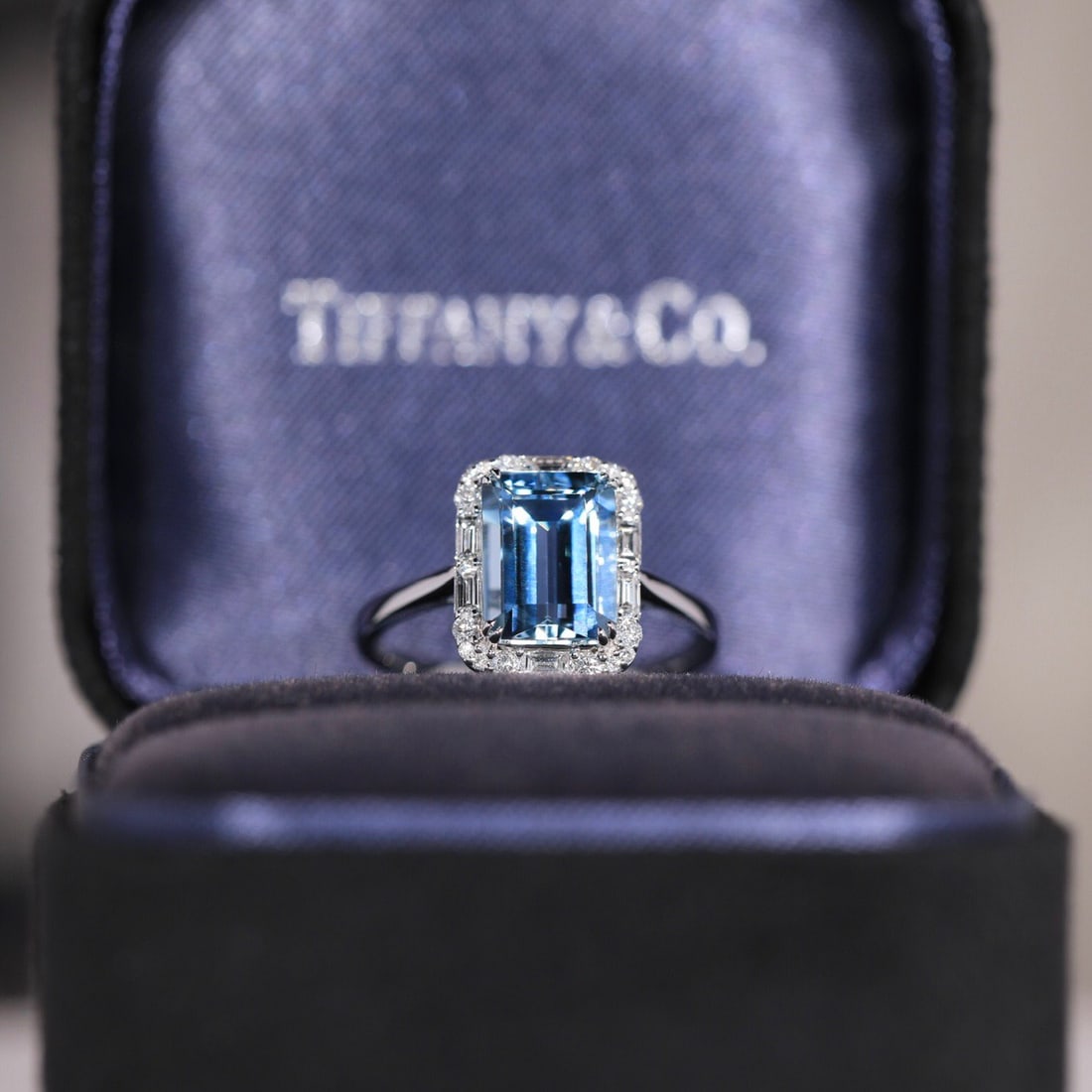 14k Gold 2.36 Ctw Natural Aquamarine & Diamond Ring - 7