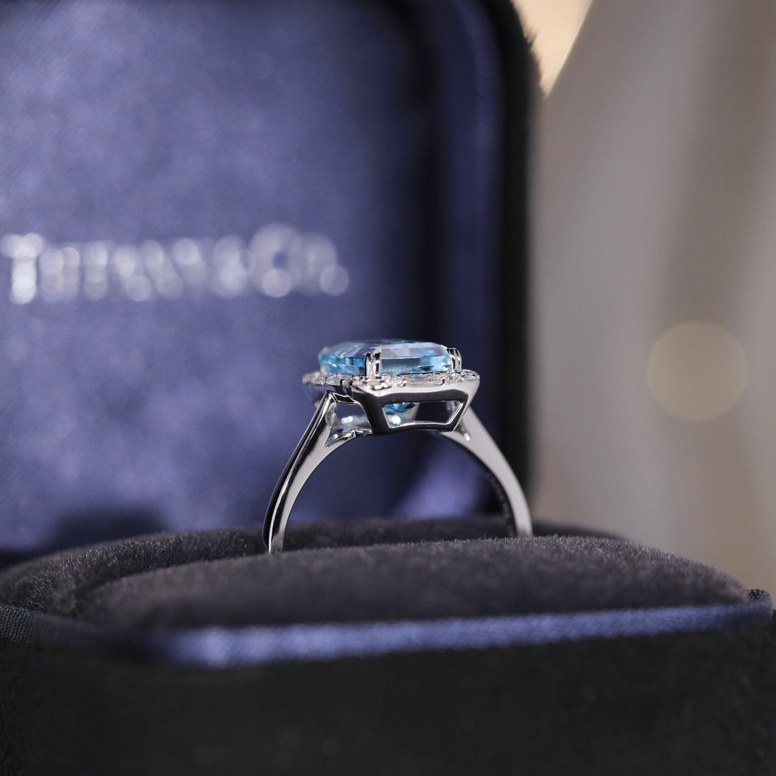 14k Gold 2.36 Ctw Natural Aquamarine & Diamond Ring - 9