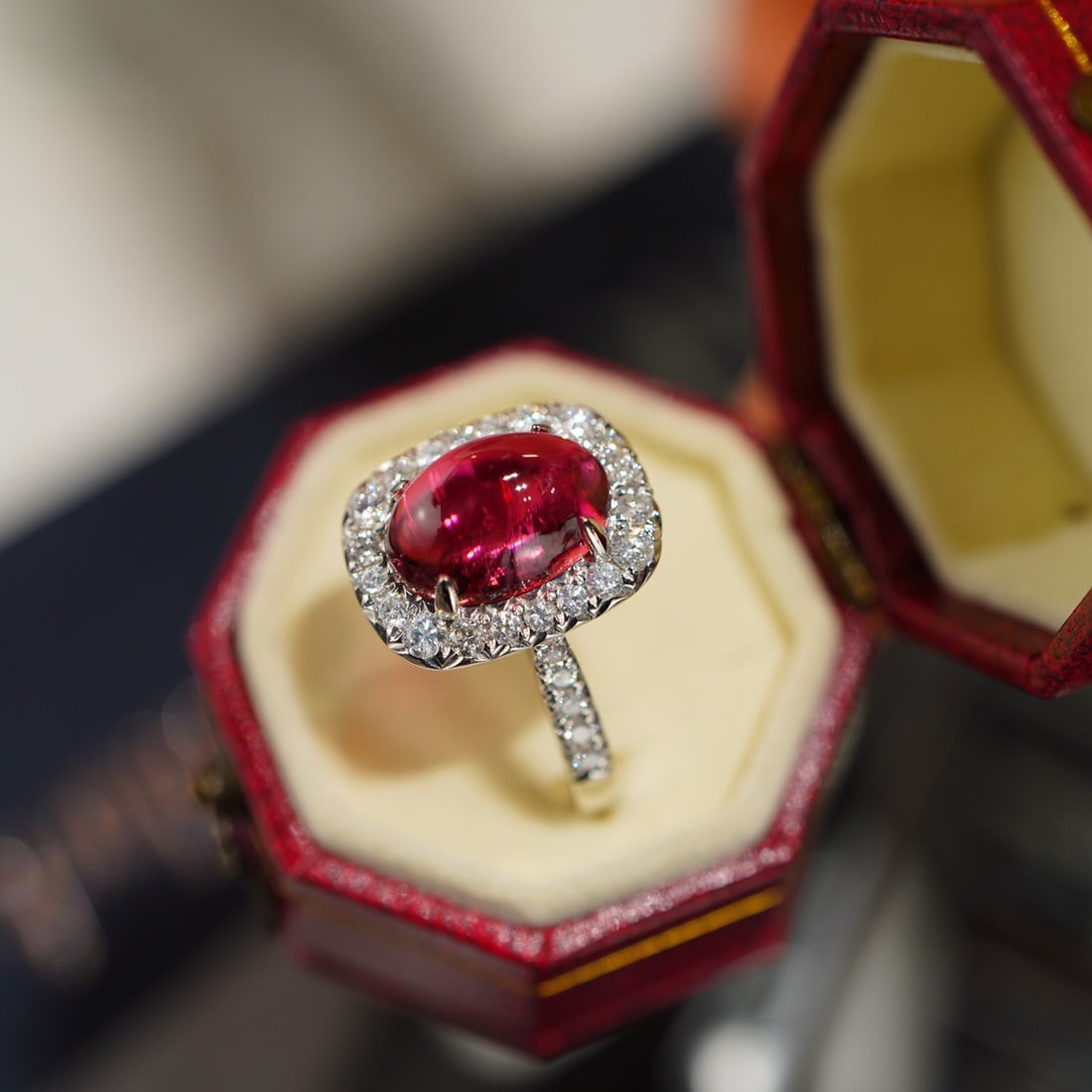 14k Gold 3.7 Ctw Natural Tourmaline & Diamond Ring - 3