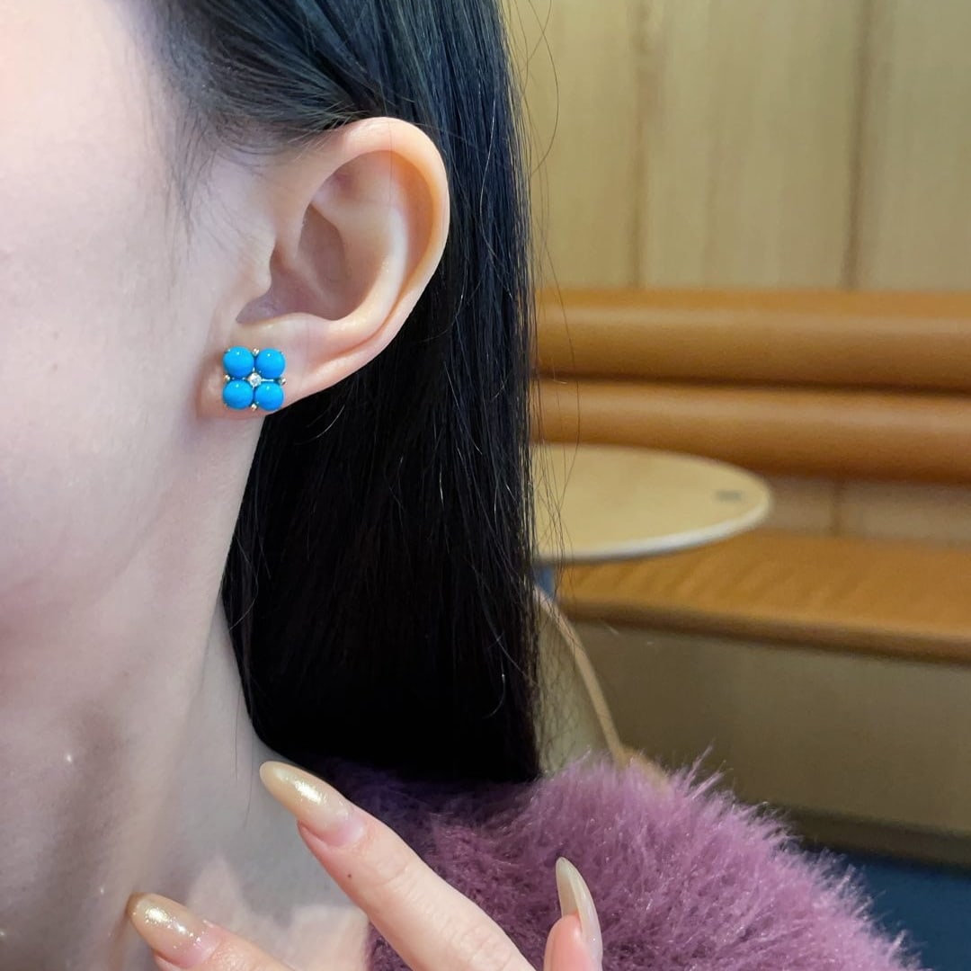 14k Gold 5 Ct Natural Blue Turquoise & Diamond Earrings - 4