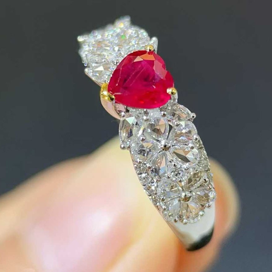 14k Gold 1.14 Ctw Natural Ruby & Diamond Ring - 2