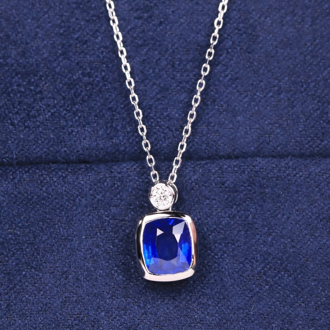 14k Gold 1.29 Ct Natural Sapphire & Diamond Necklace - 5
