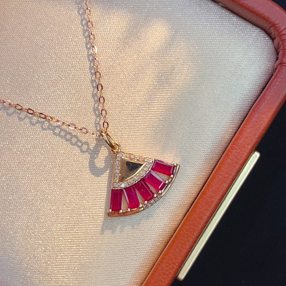 14k Gold 1.00 Ct Natural Ruby & Diamond Pendant( Without Chain ) - 3