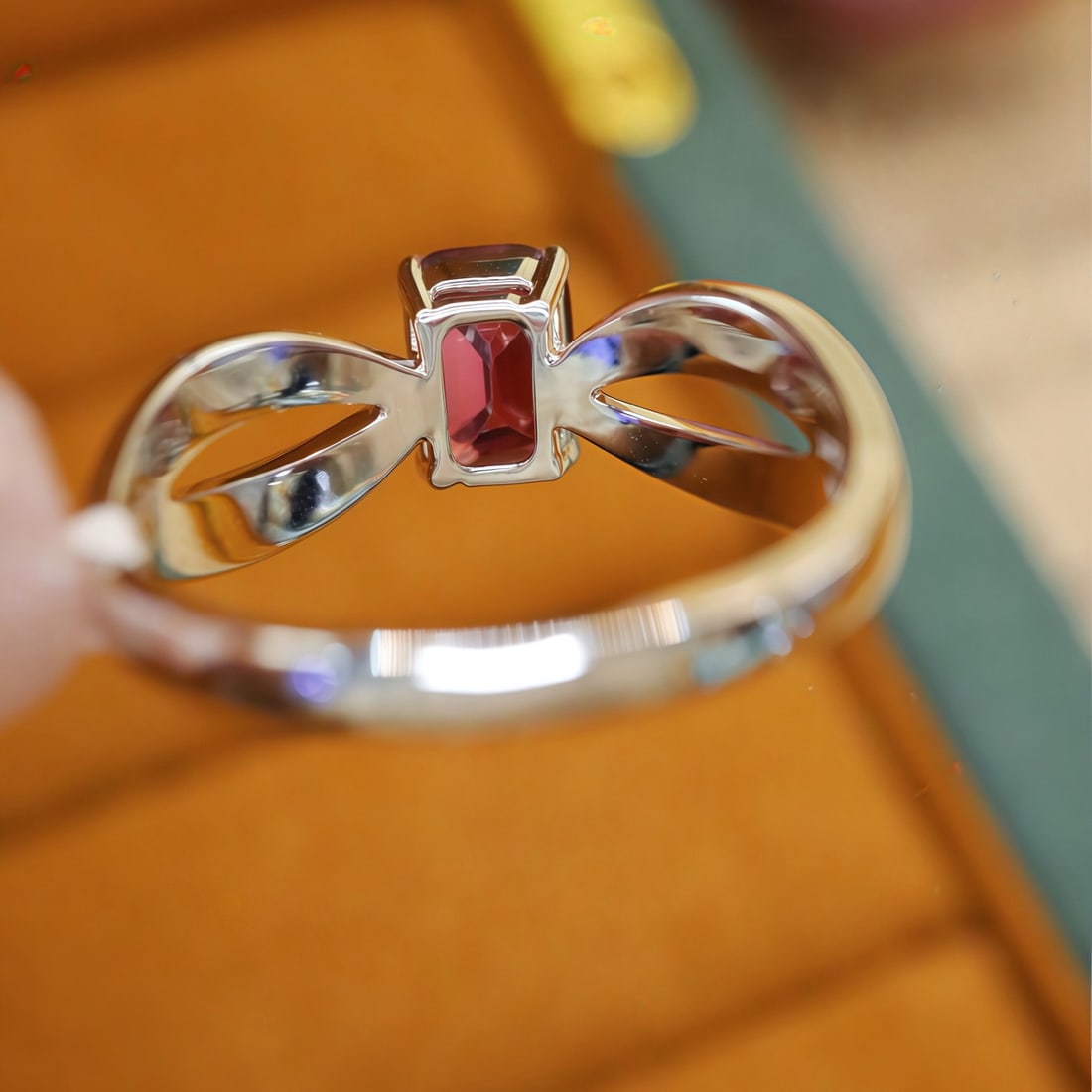 14k Gold 1.32 Ctw Natural Spinel & Diamond Ring - 4