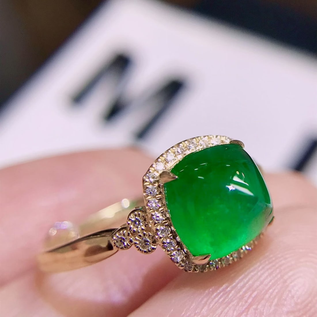 14k Gold 2.2 Ct Vivid Green Natural Emerald & Diamond Ring - 3