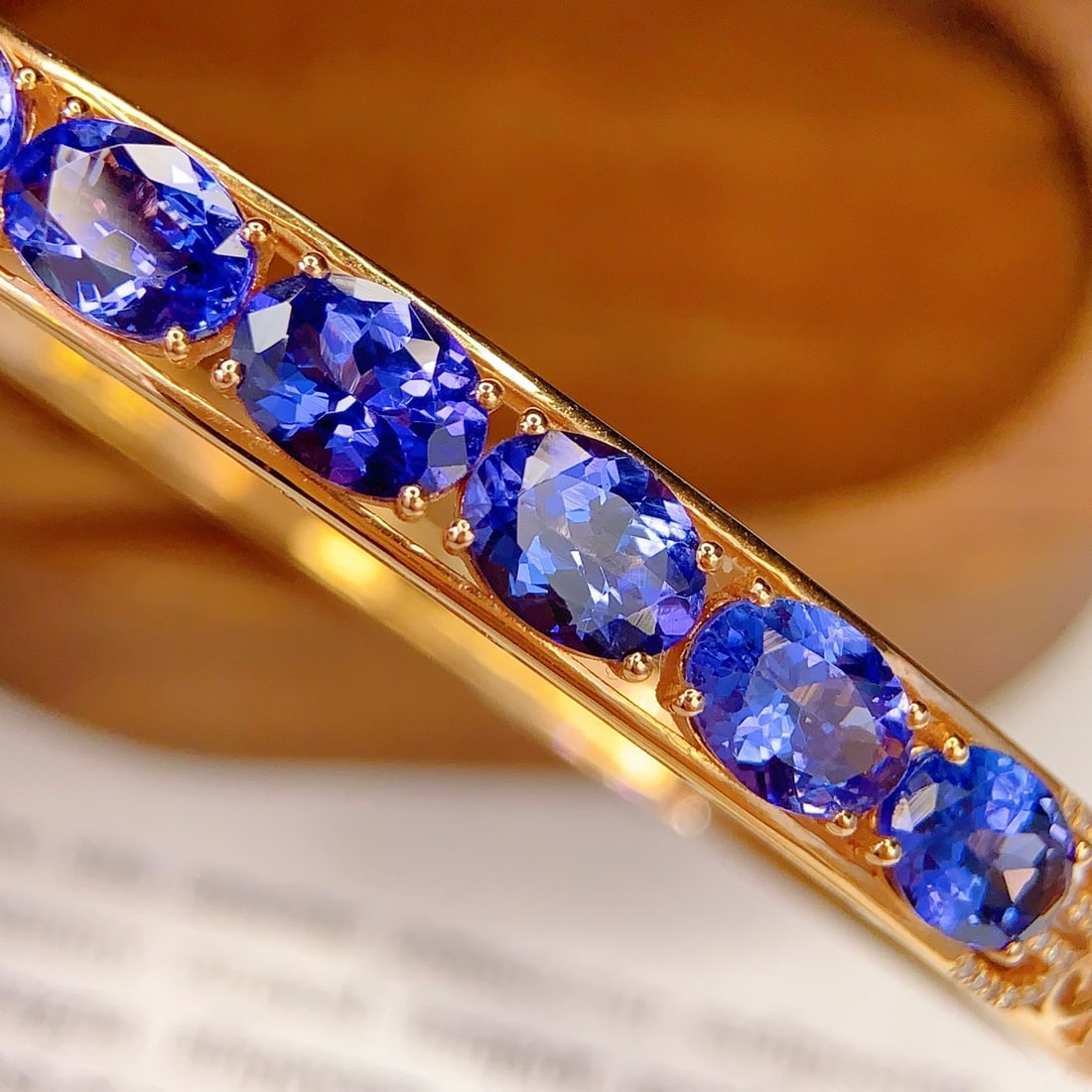 14k Gold 7.2 Ct Natural Tanzanite & Diamond Bangle - 3