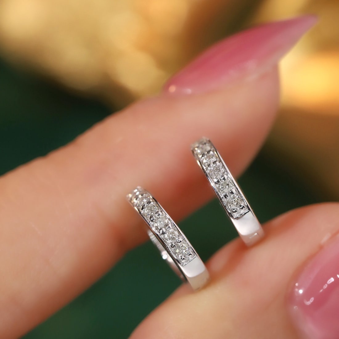 14k Gold 0.18 Ct Natural H Diamond Earrings - 4