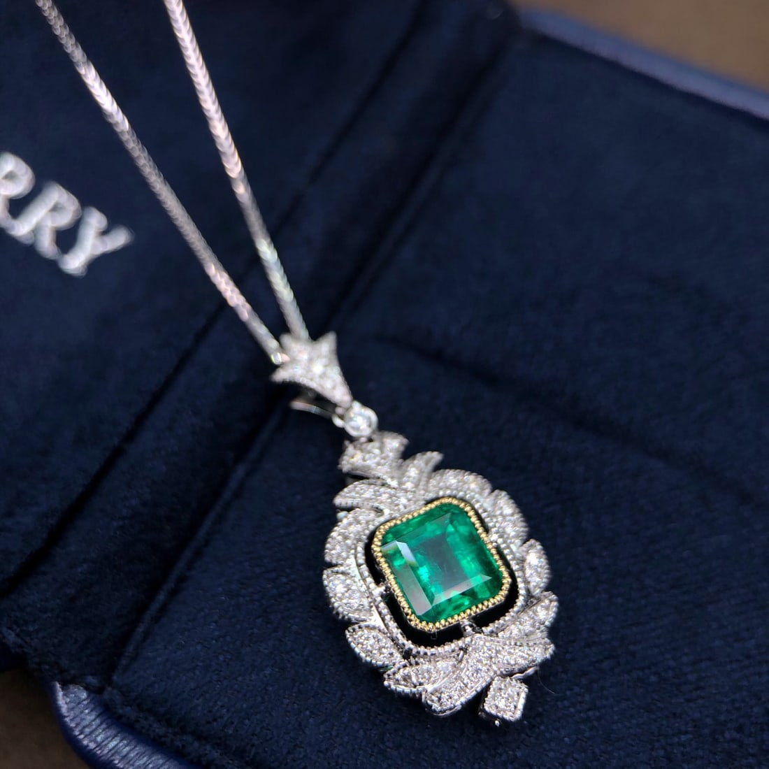 14k Gold 1.40 Ct Vivid Green Natural Emerald & Diamond Pendant( Without Chain ) - 2