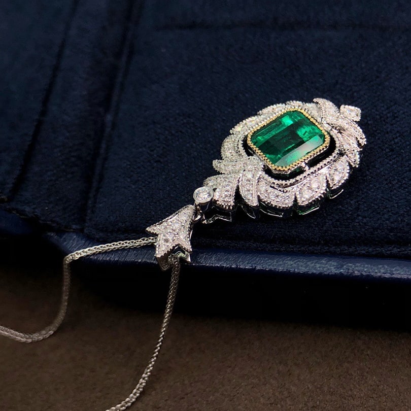 14k Gold 1.40 Ct Vivid Green Natural Emerald & Diamond Pendant( Without Chain ) - 3