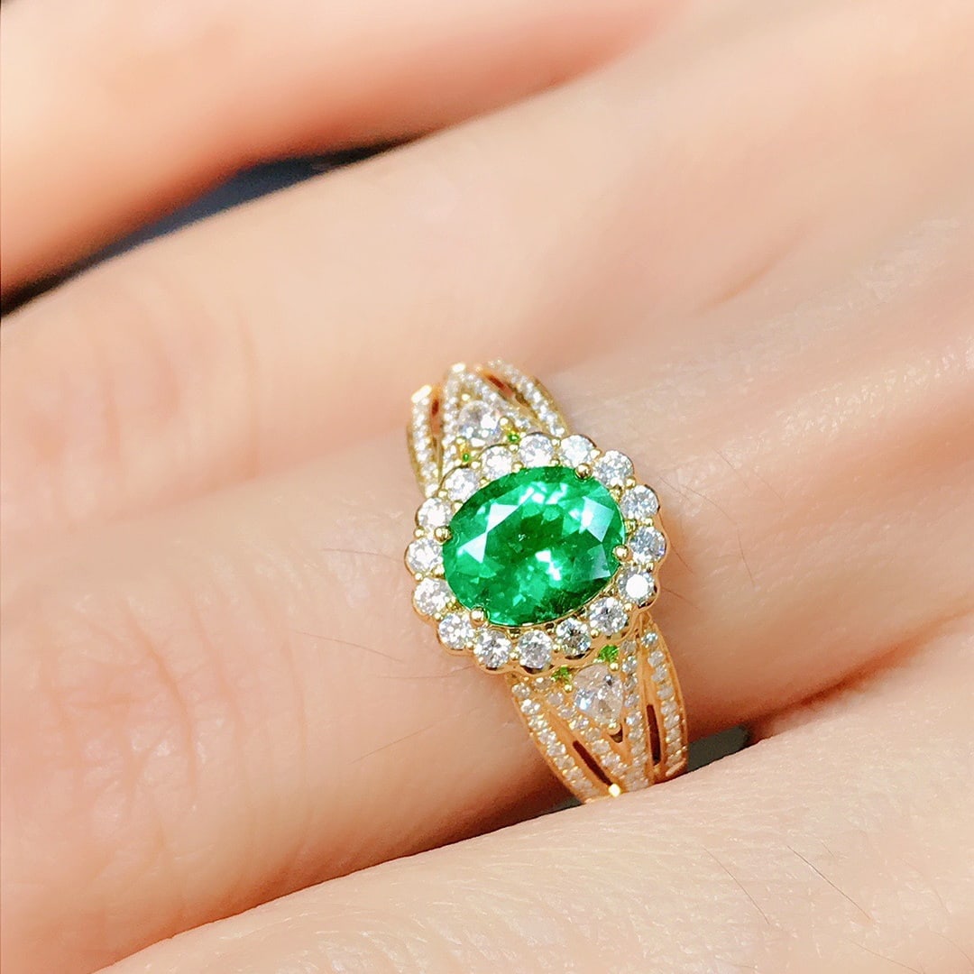 14k Gold 1.20 Ctw Vivid Green Natural Emerald & Diamond Ring - 4