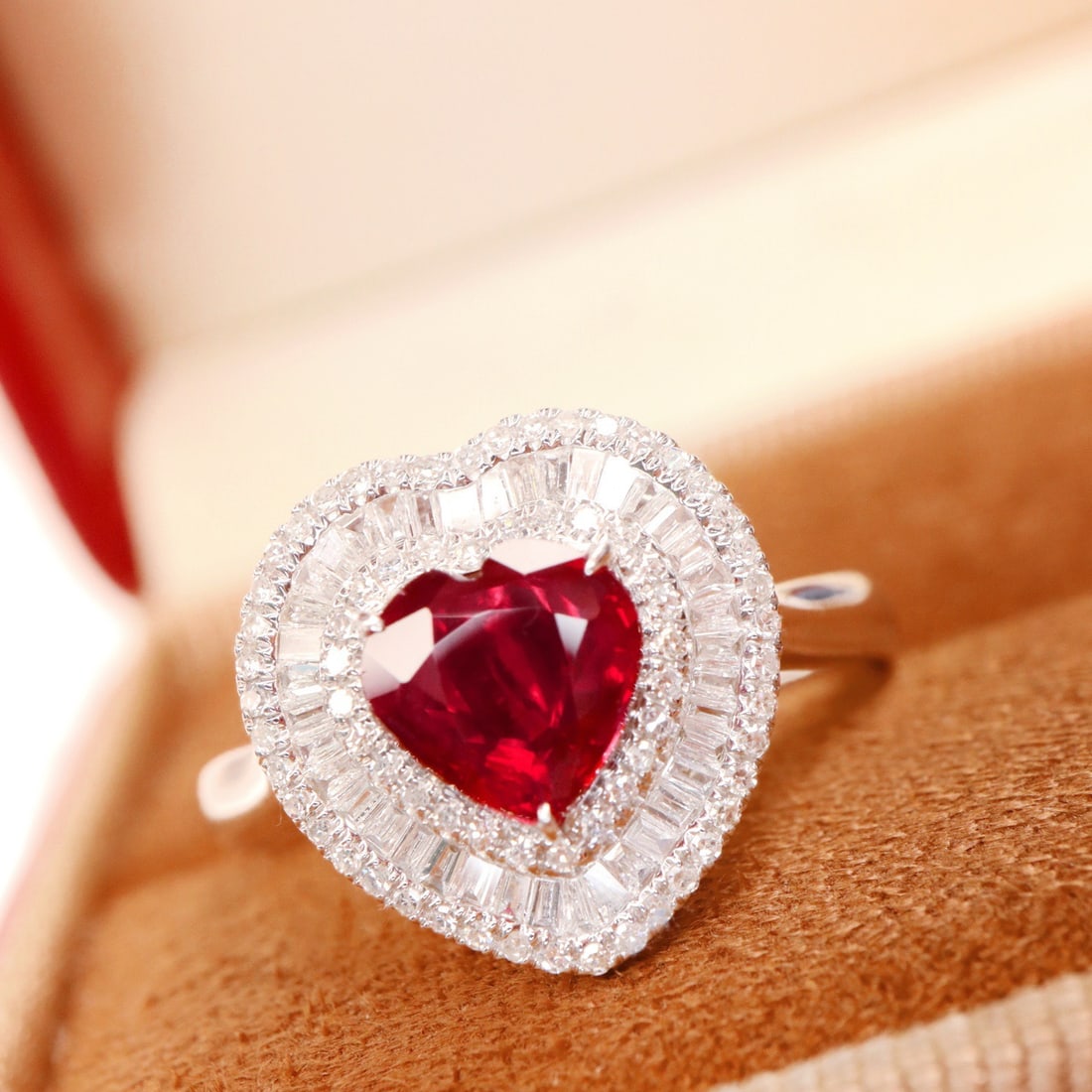 14k Gold 1.62 Ctw Natural Ruby & Diamond Ring - 4
